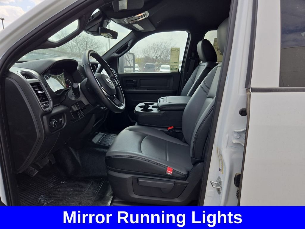 New 2026 Bright White Clearcoat RAM Tradesman image 19