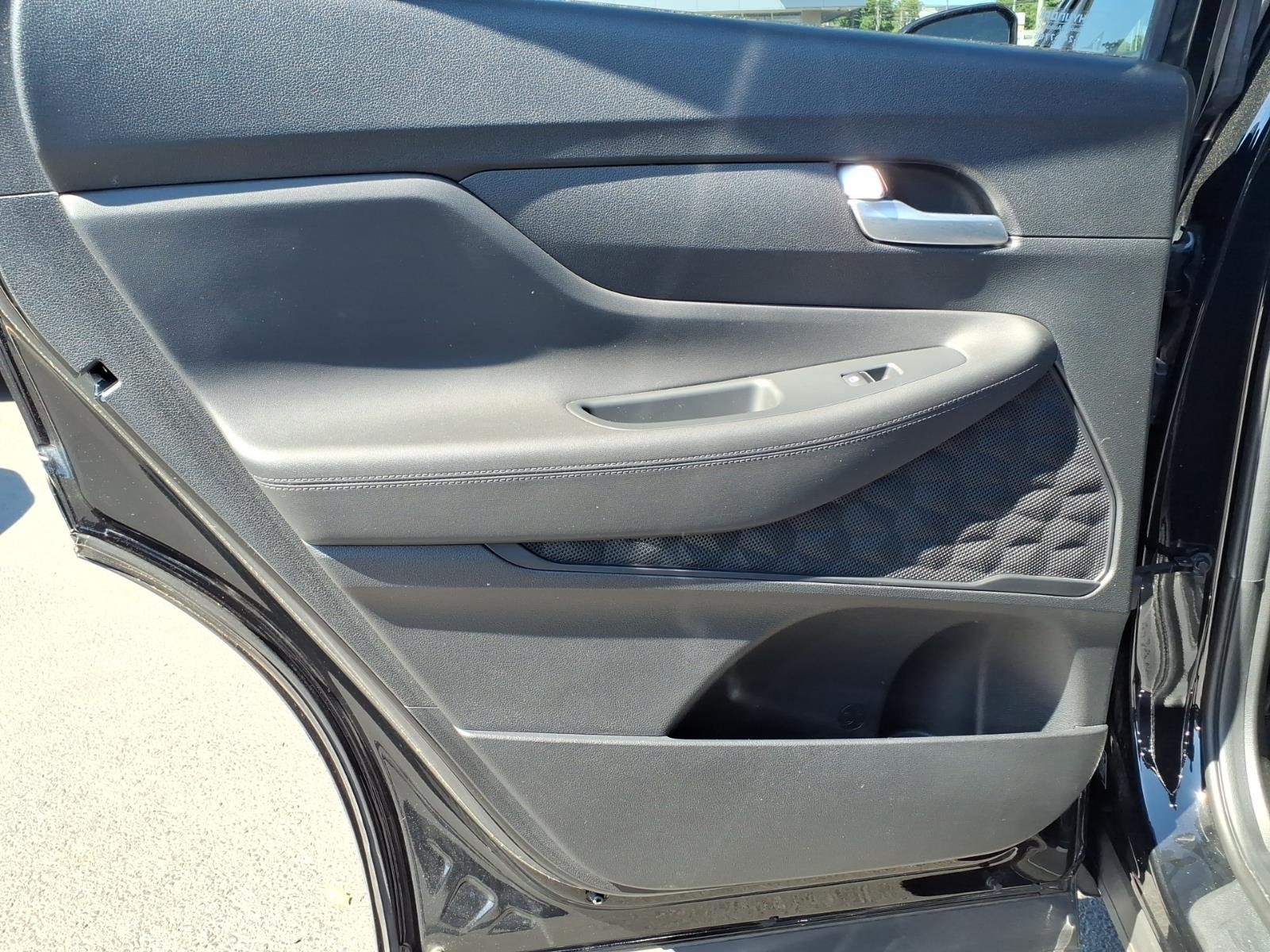 2023 Hyundai Santa Fe SE - Photo 19