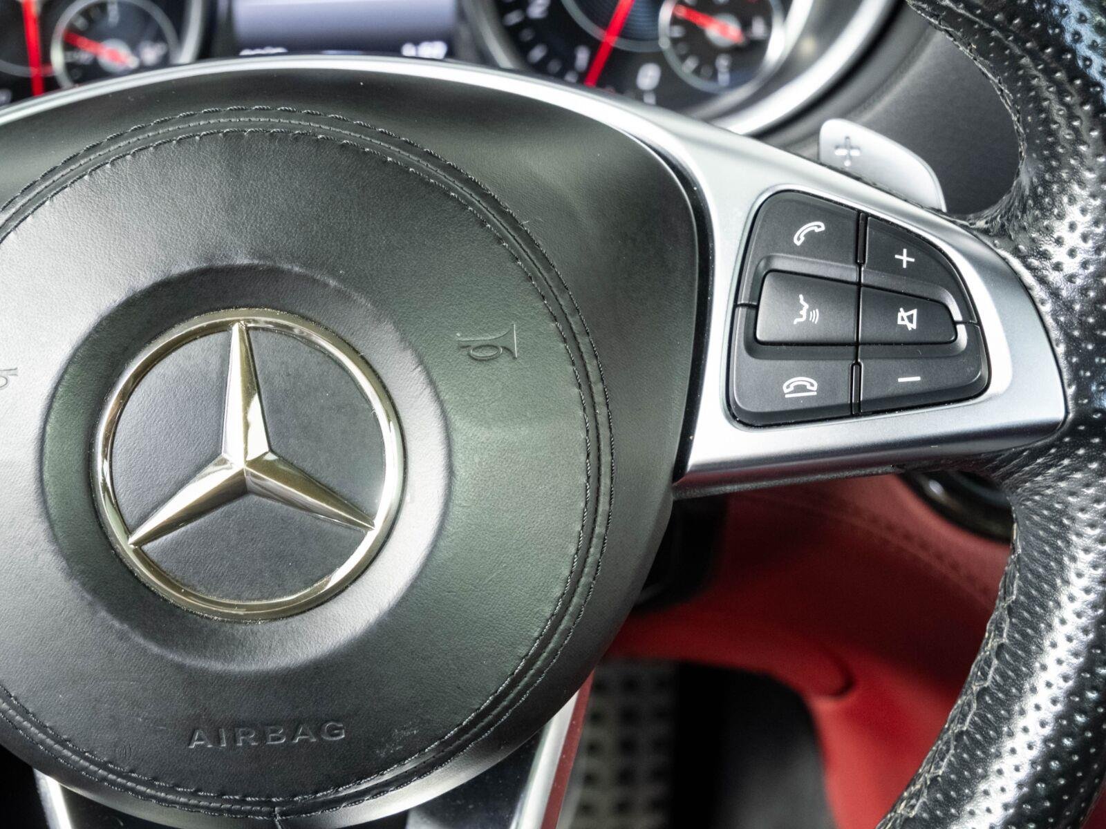 Used 2018 Selenite Grey Metallic Mercedes-Benz SL 550 image 11