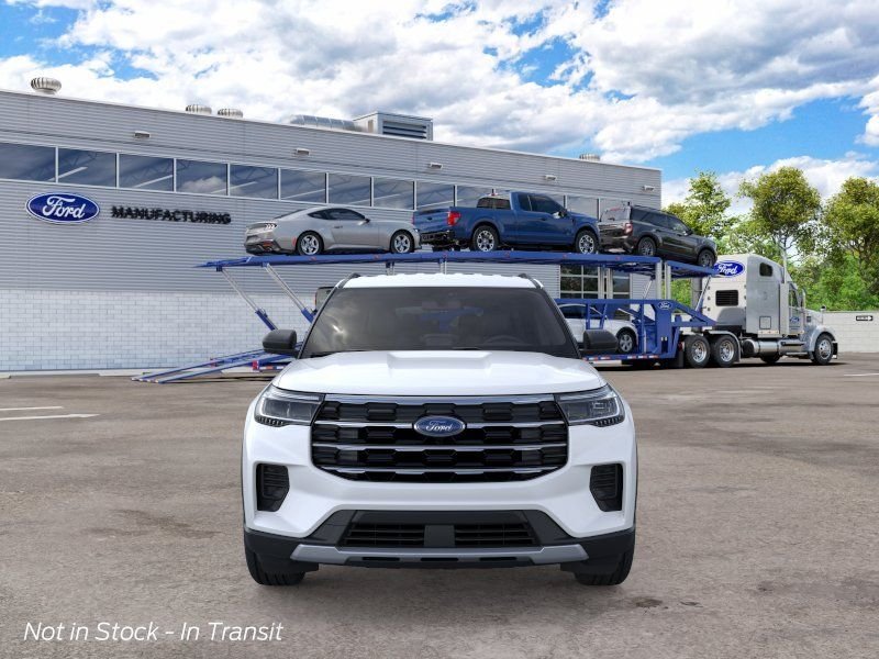 New 2026 Star White Metallic Tri-Coat Ford Active image 6