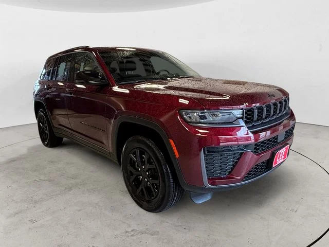 New 2026 Red Jeep Altitude image 8