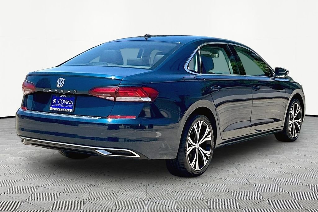 Used 2021  Volkswagen 2.0T SE image 6