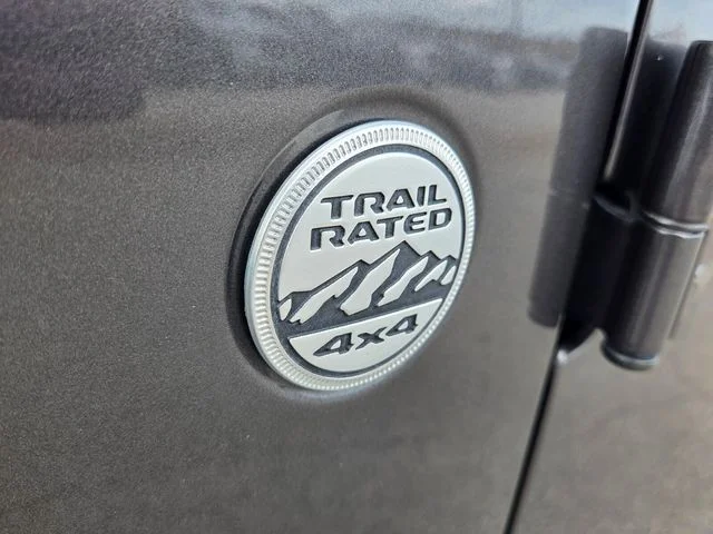Used 2021 Gray Jeep Unlimited Sahara image 18