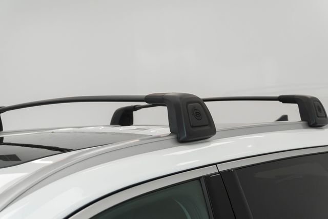 Used 2023 White Hyundai Limited image 3