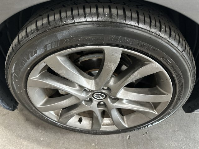 Used 2016 Gray Mazda i Grand Touring image 23