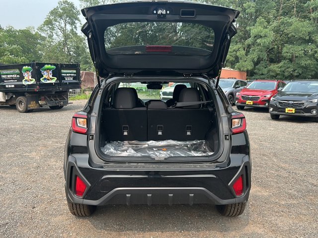 New 2026 CRYSTAL BLACK SILICA Subaru Premium image 11