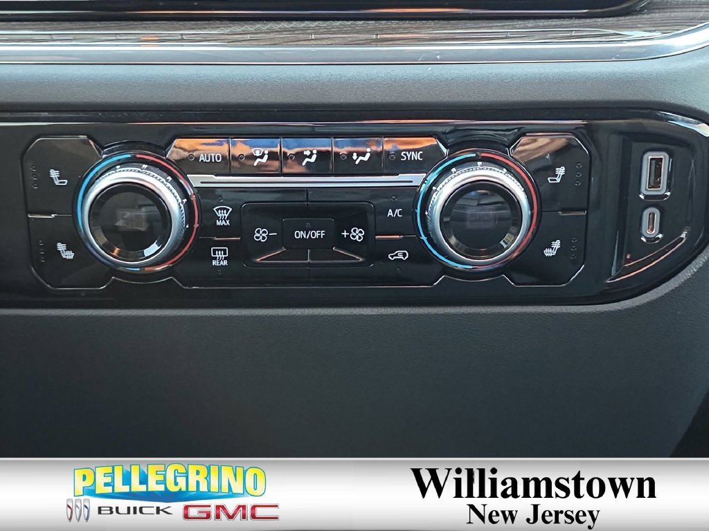 Certified Used 2023 DYNAMIC BLUE METALLIC GMC Elevation image 11