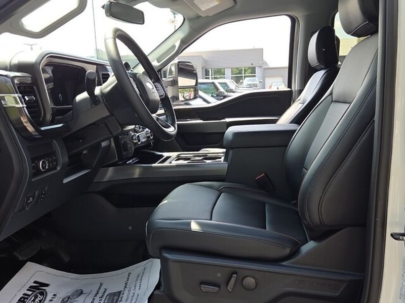New 2026 Star White Metallic Tri-Coat Ford F-250® Lariat® image 6
