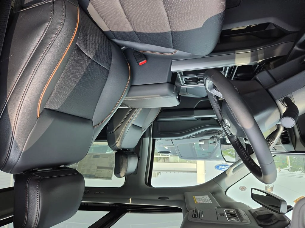 New 2026 Star White Metallic Tri-Coat Ford F-350® Lariat® image 17