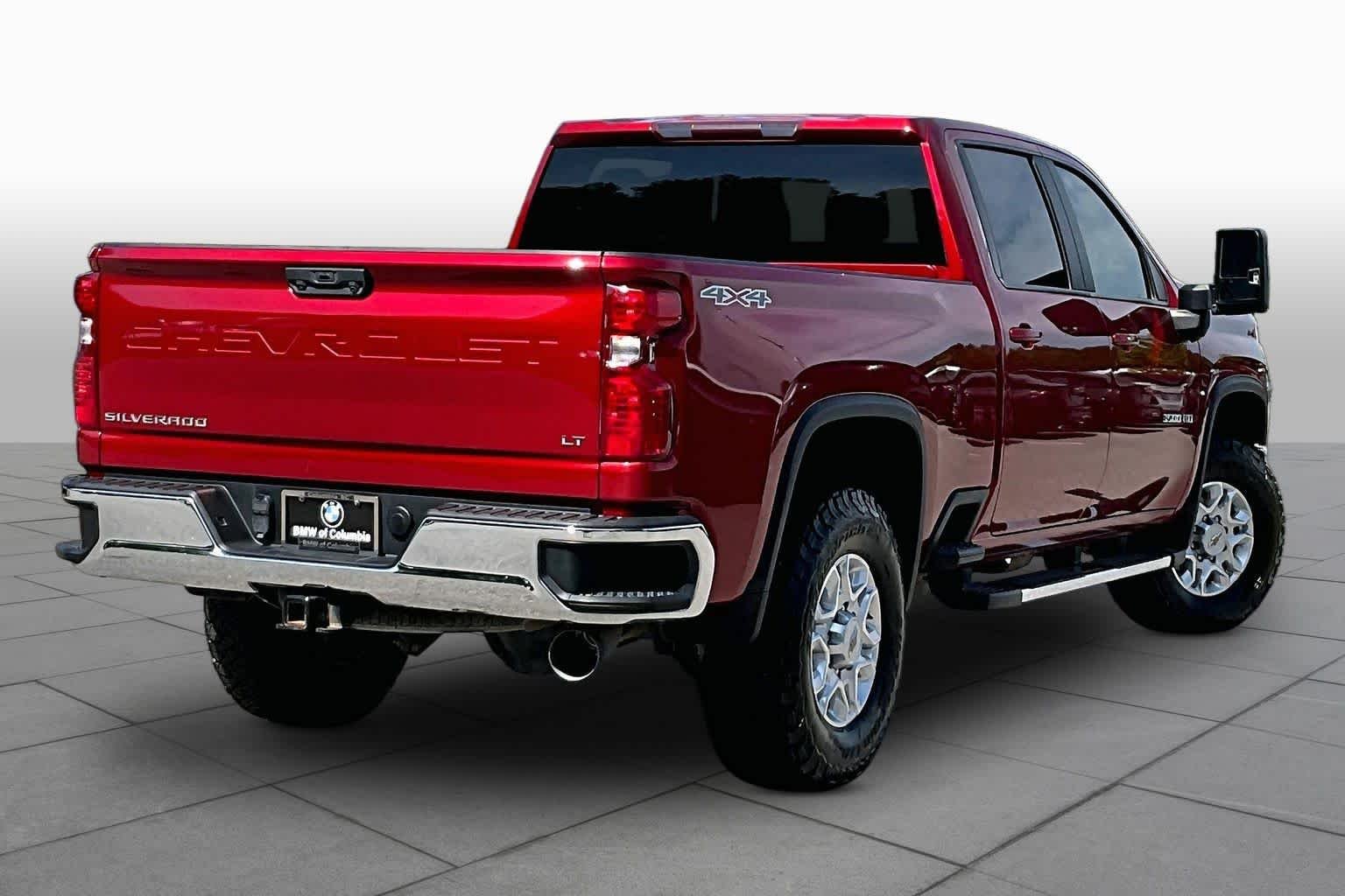 Used 2022 Cherry Red Tintcoat Chevrolet LT image 12