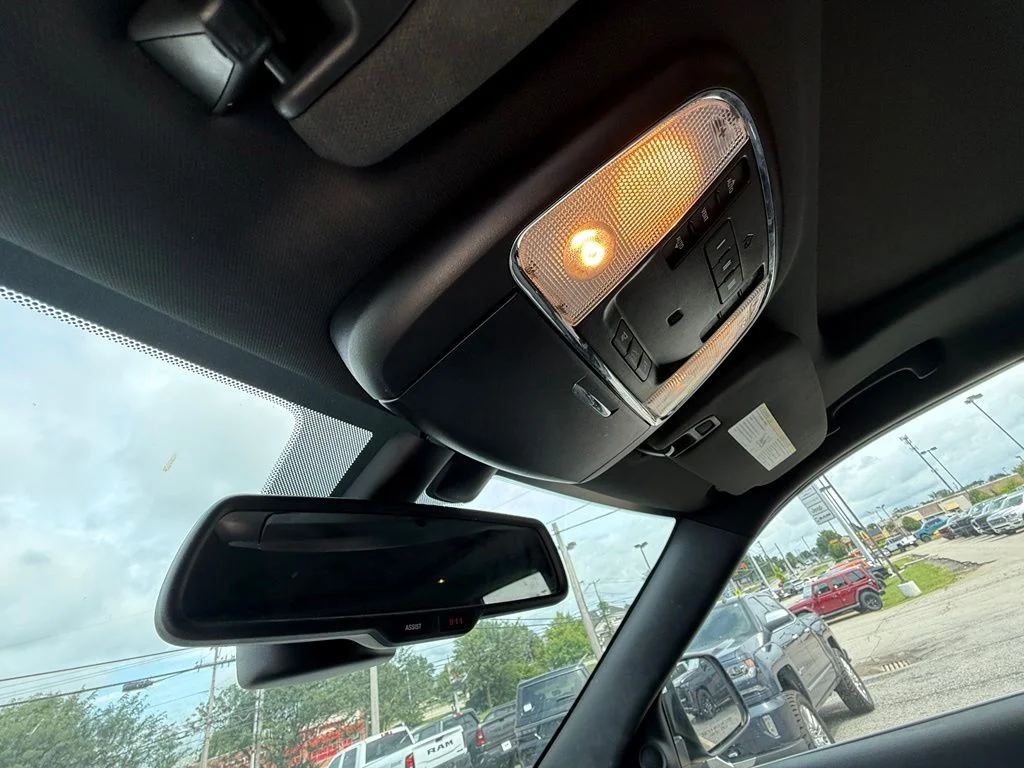 Used 2016 Black Jeep Limited image 23