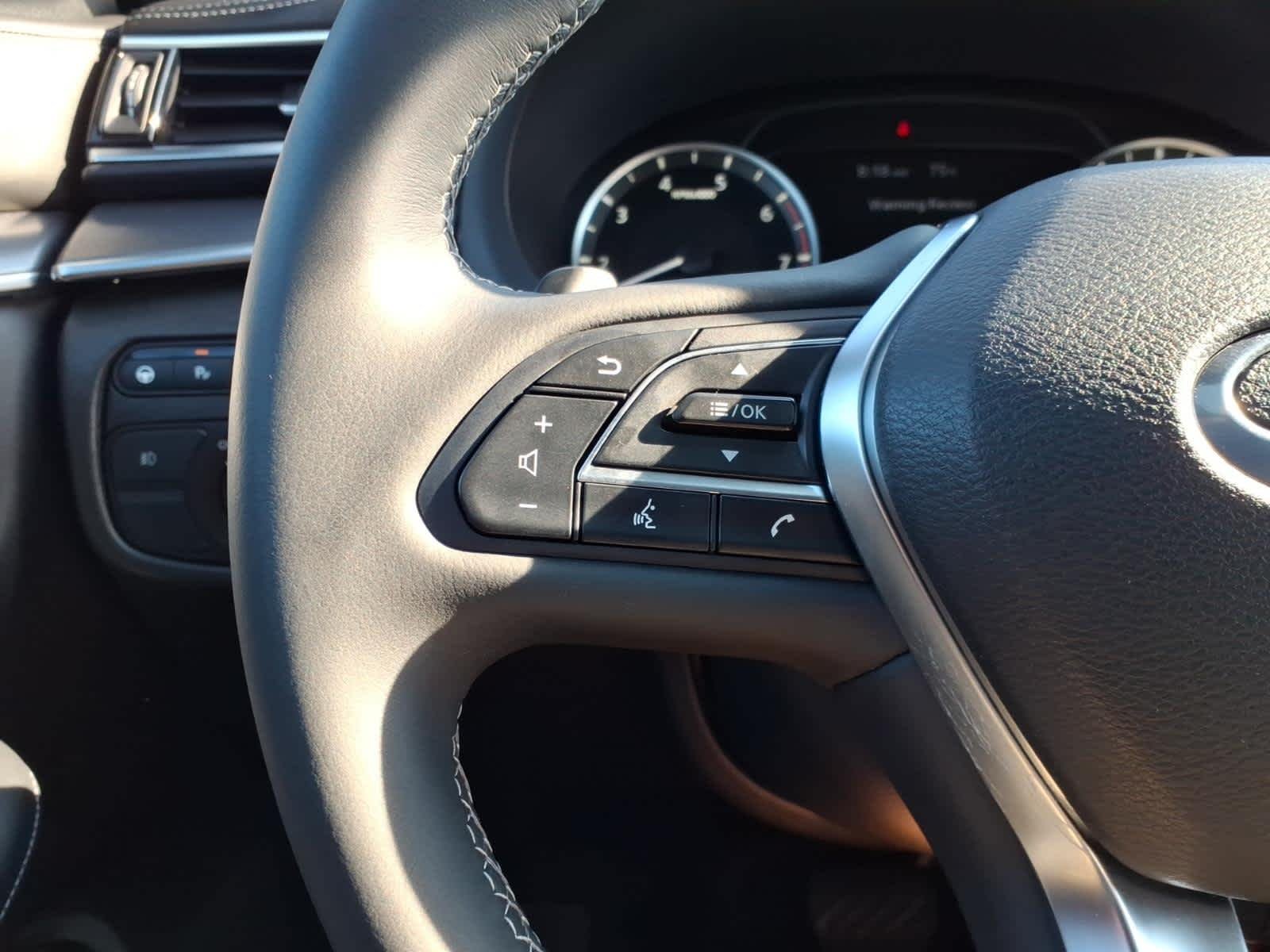 Used 2023 Slate Gray INFINITI LUXE image 22