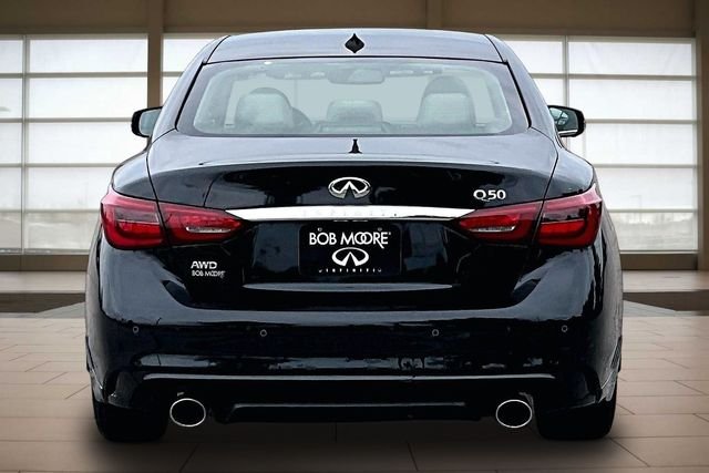 Used 2023 Black INFINITI LUXE image 4