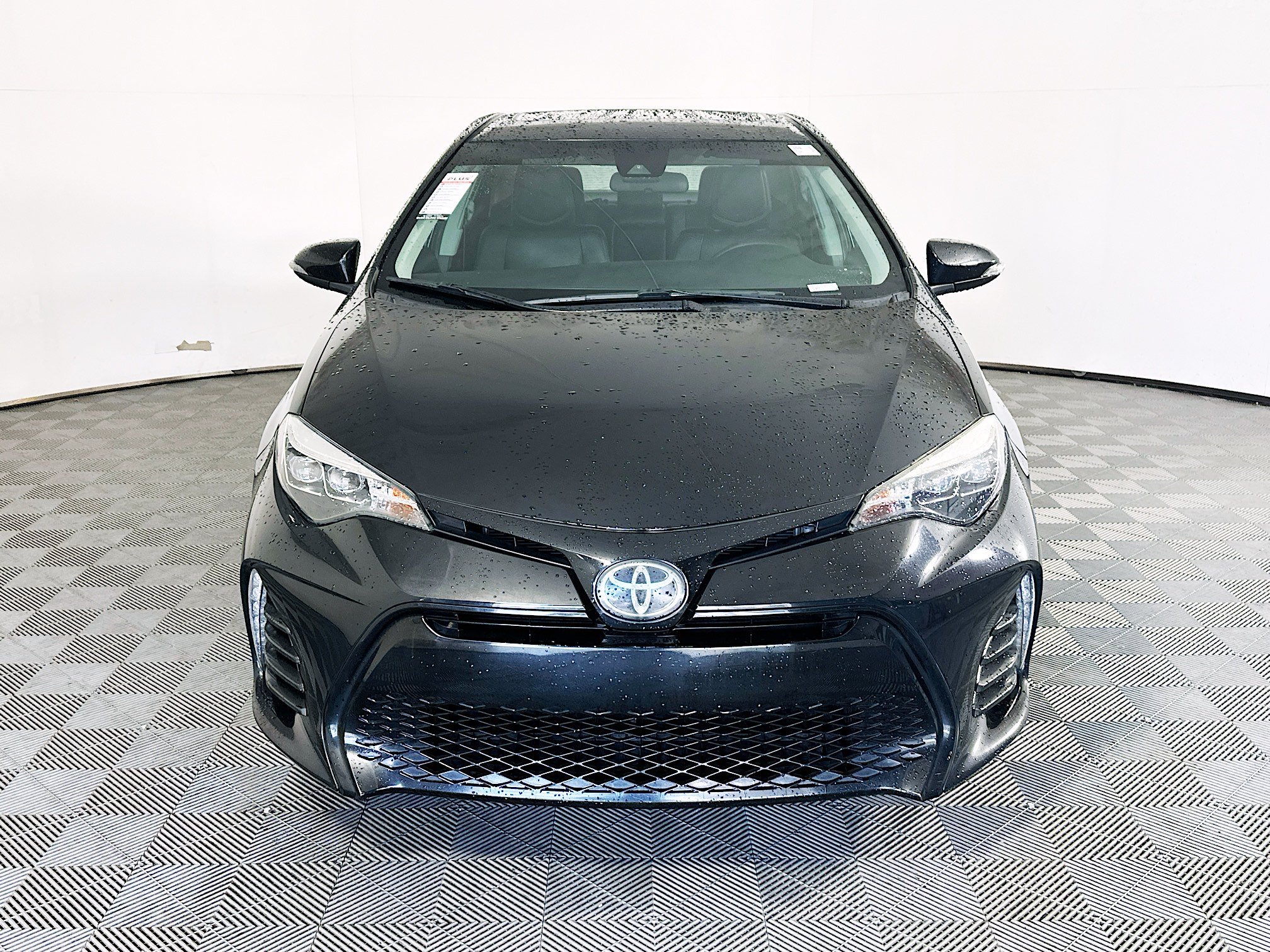 Used 2019 Black Sand Pearl Toyota SE image 8