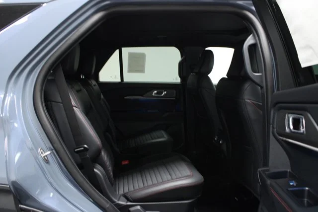 New 2026 Vapor Blue Metallic Ford ST-Line image 40