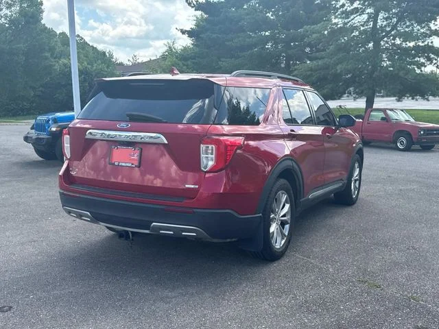 Used 2020 Red Ford XLT image 5