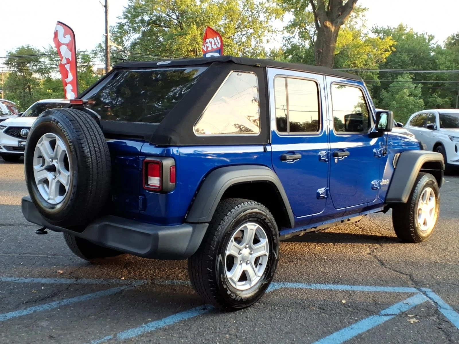 Used 2020 Ocean Blue Metallic Clear Coat Jeep Sport S image 6