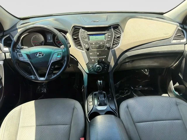 Used 2013 Black Hyundai Base image 16