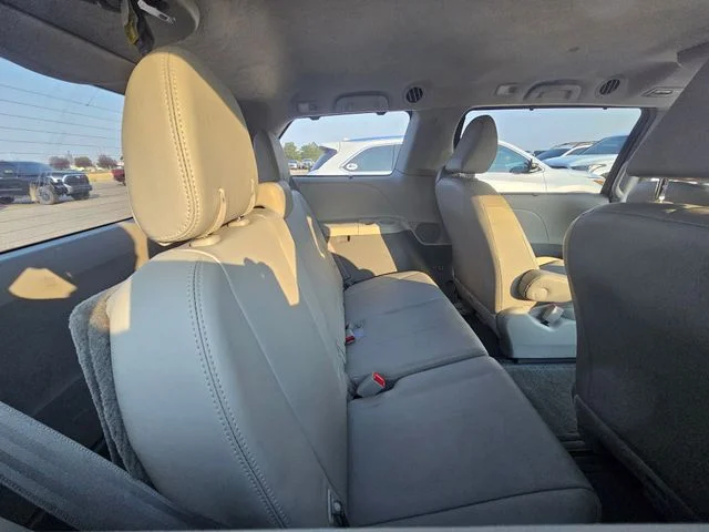 Used 2014 Shoreline Mist Toyota XLE image 18