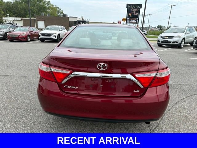 Used 2017 Red Toyota LE image 16