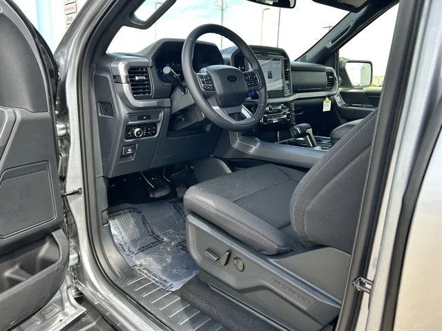 New 2026 Iconic Silver Metallic FORD XLT image 17