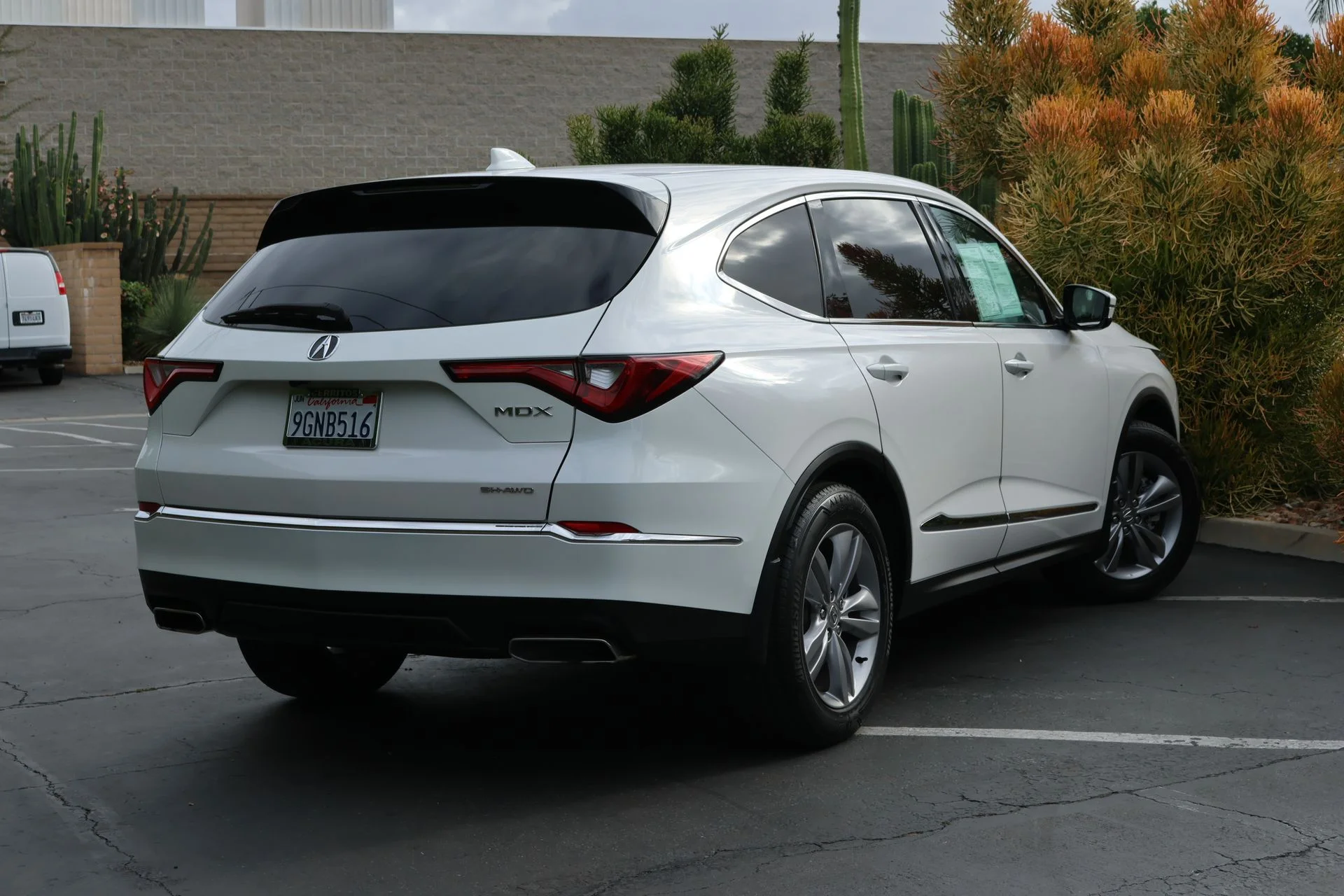 Certified Used 2023 Platinum White Pearl Acura SH-AWD image 2