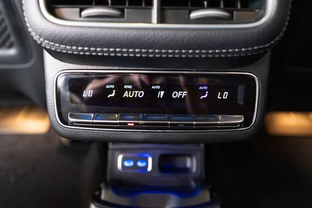 New 2026 Polar White Mercedes-Benz GLS 450 image 33