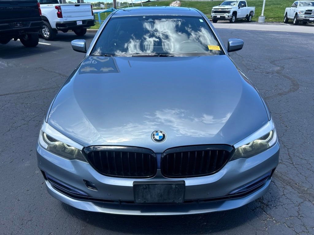 Used 2018 BMW 5 Series 530i with VIN WBAJA7C54JWC76858 for sale in Kansas City