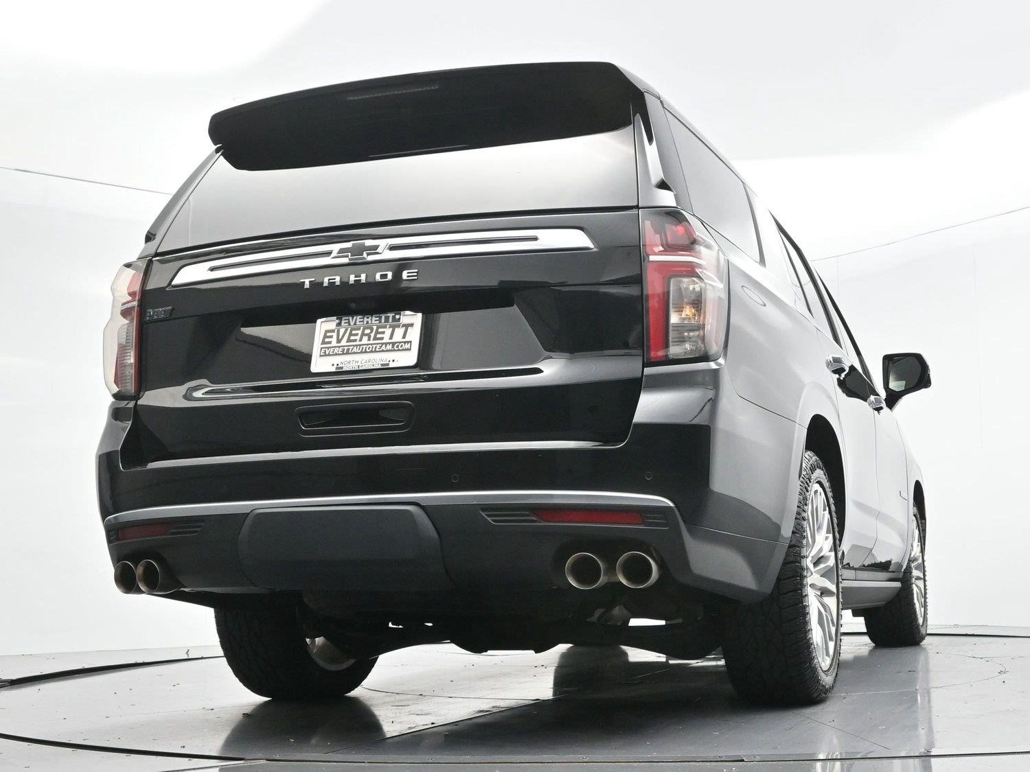 Used 2022 Black Chevrolet High Country image 53