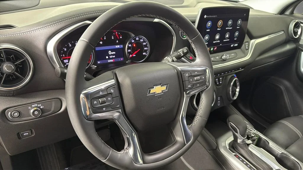 Used 2023 Black Chevrolet 3LT image 21