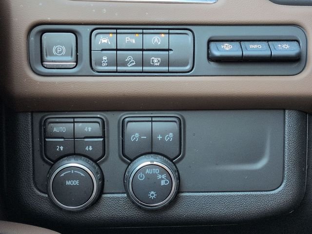 Used 2023 Blue Chevrolet High Country image 22