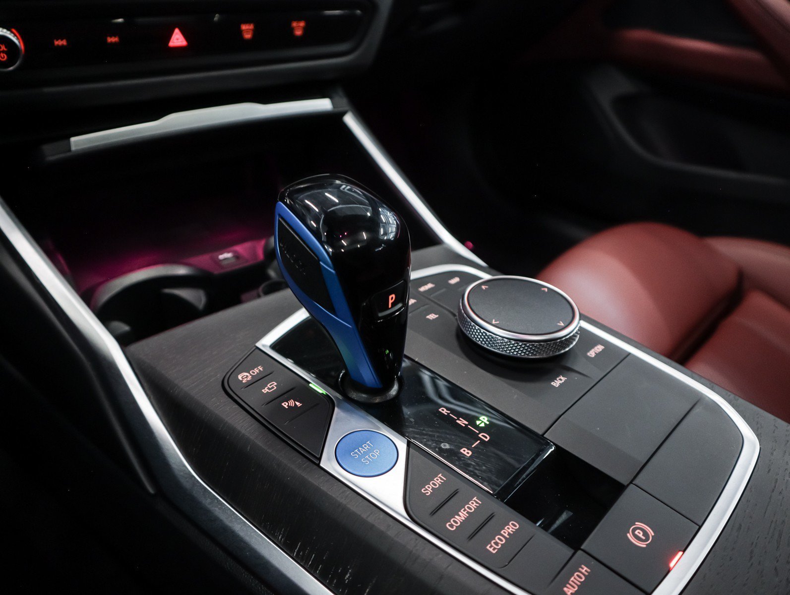 Used 2022 Black Sapphire Metallic BMW eDrive40 image 21