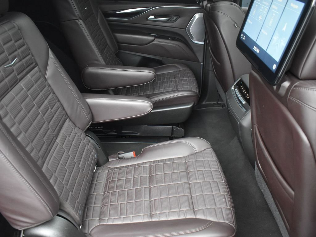 2021 CADILLAC ESCALADE - Image 35