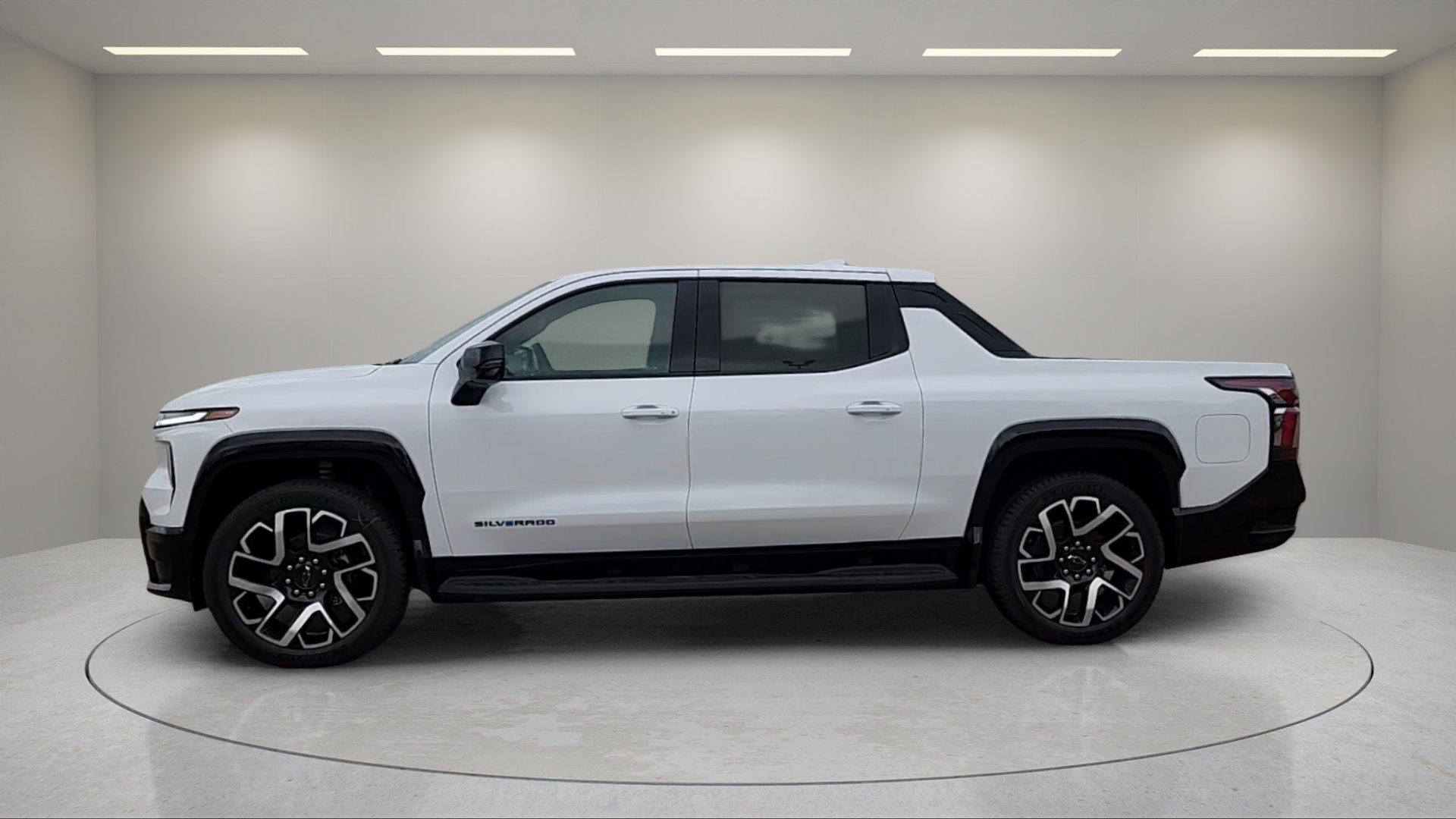 2024 Chevrolet Silverado EV RST - Photo 8