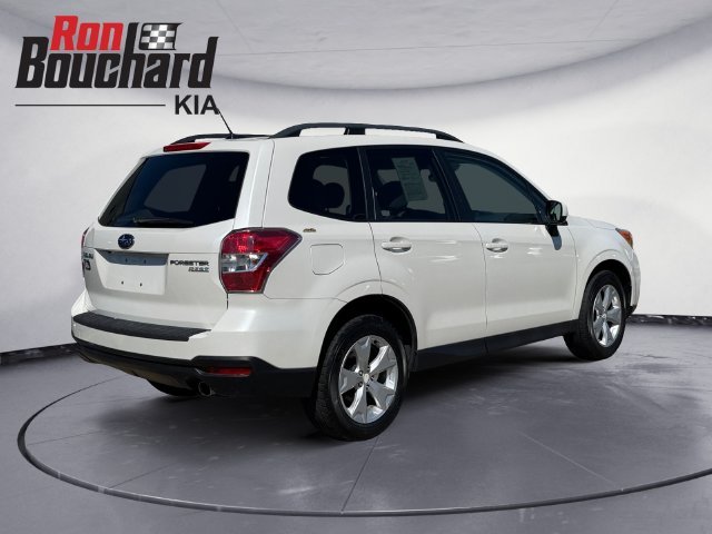 Used 2015 White Subaru 2.5i Premium image 3