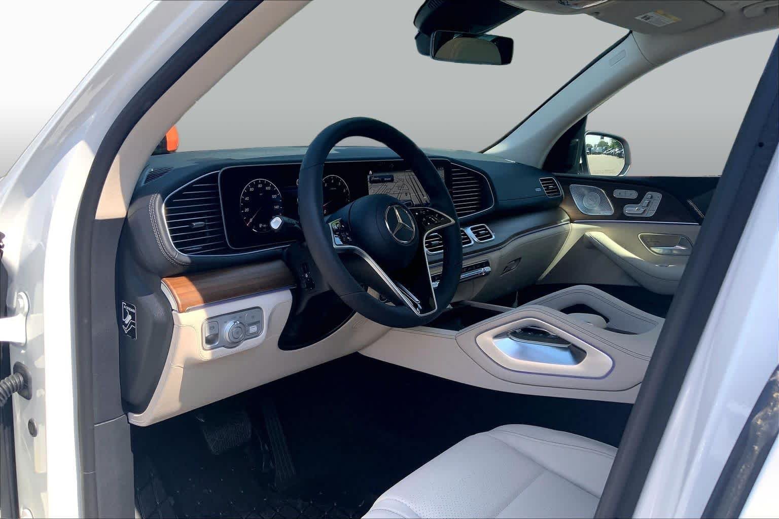 New 2026 Polar White Mercedes-Benz GLE 350 image 10