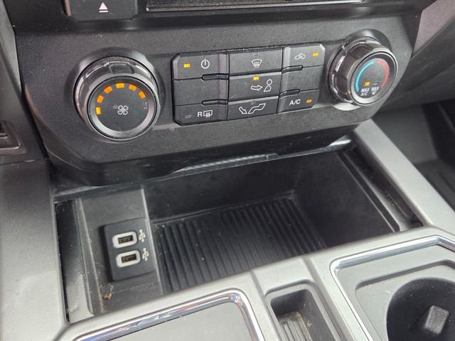 Used 2018 Shadow Black Ford XLT image 22