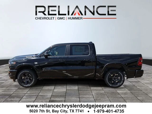 New 2026 Diamond Black Crystal Pearl-Coat Exterior Paint RAM Big Horn/Lone Star image 4