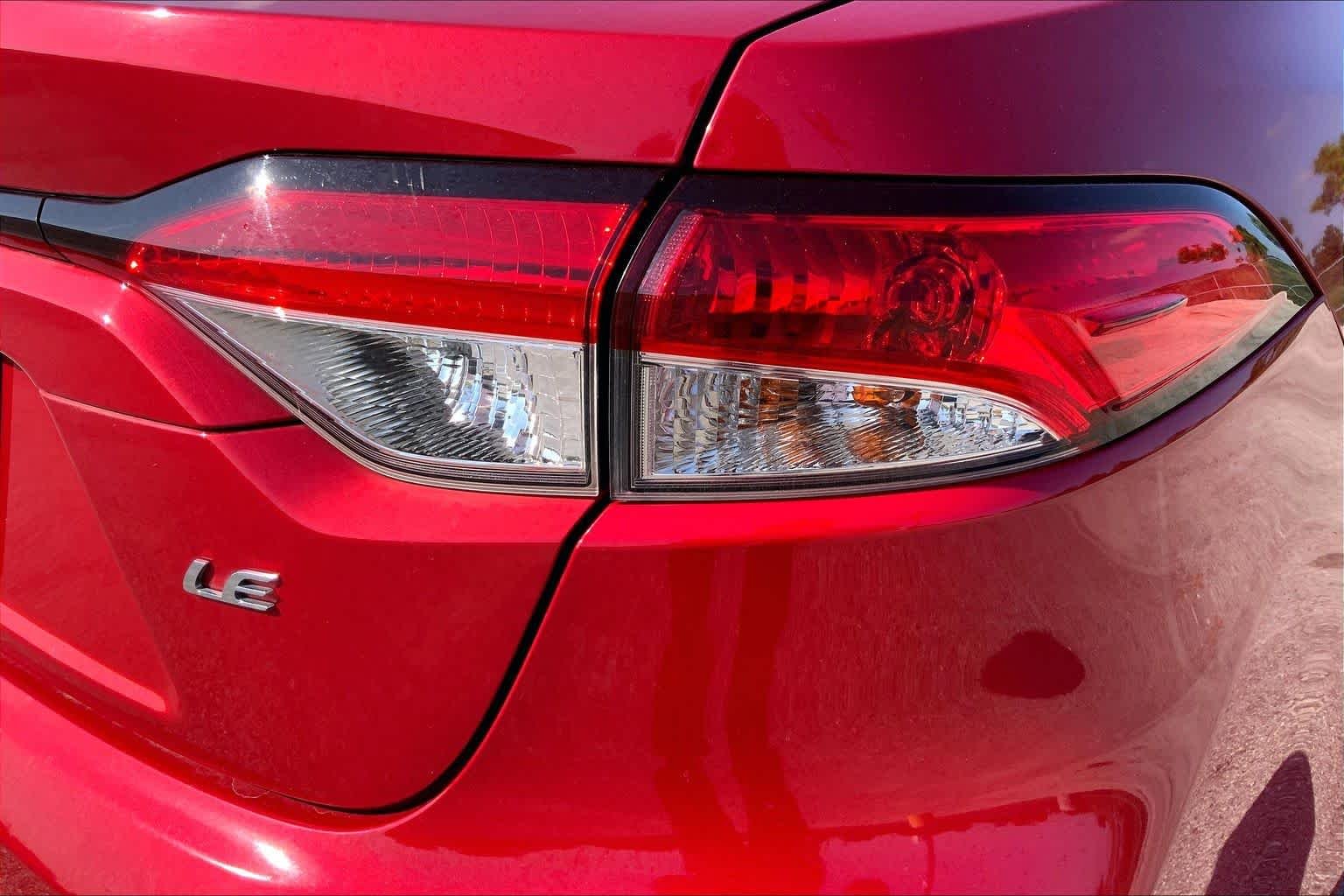 Used 2020 Barcelona Red Metallic Toyota LE image 30