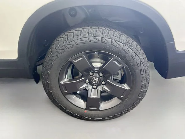 New 2026 Platinum White Pearl Honda TrailSport image 21