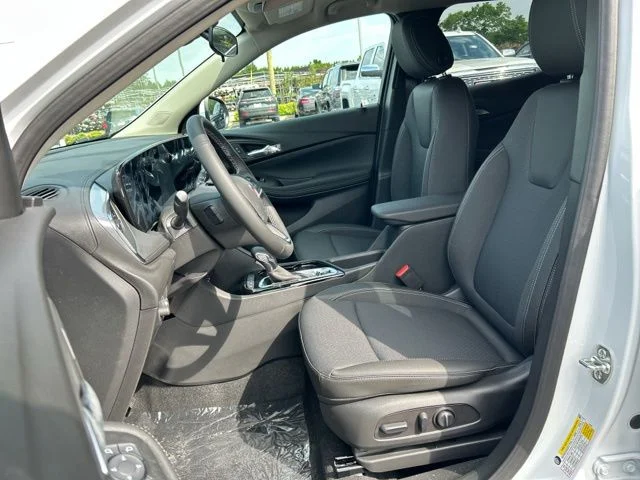 New 2026 Summit White Buick Preferred image 25