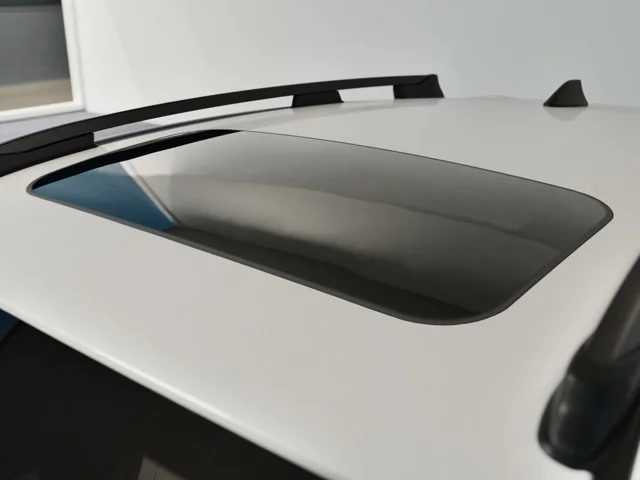 New 2026 CRYSTAL WHITE PEARL Subaru Limited image 13