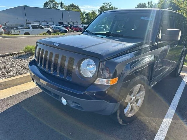 Used 2016 Jeep Patriot Latitude with VIN 1C4NJPFA4GD640310 for sale in Southaven, MS