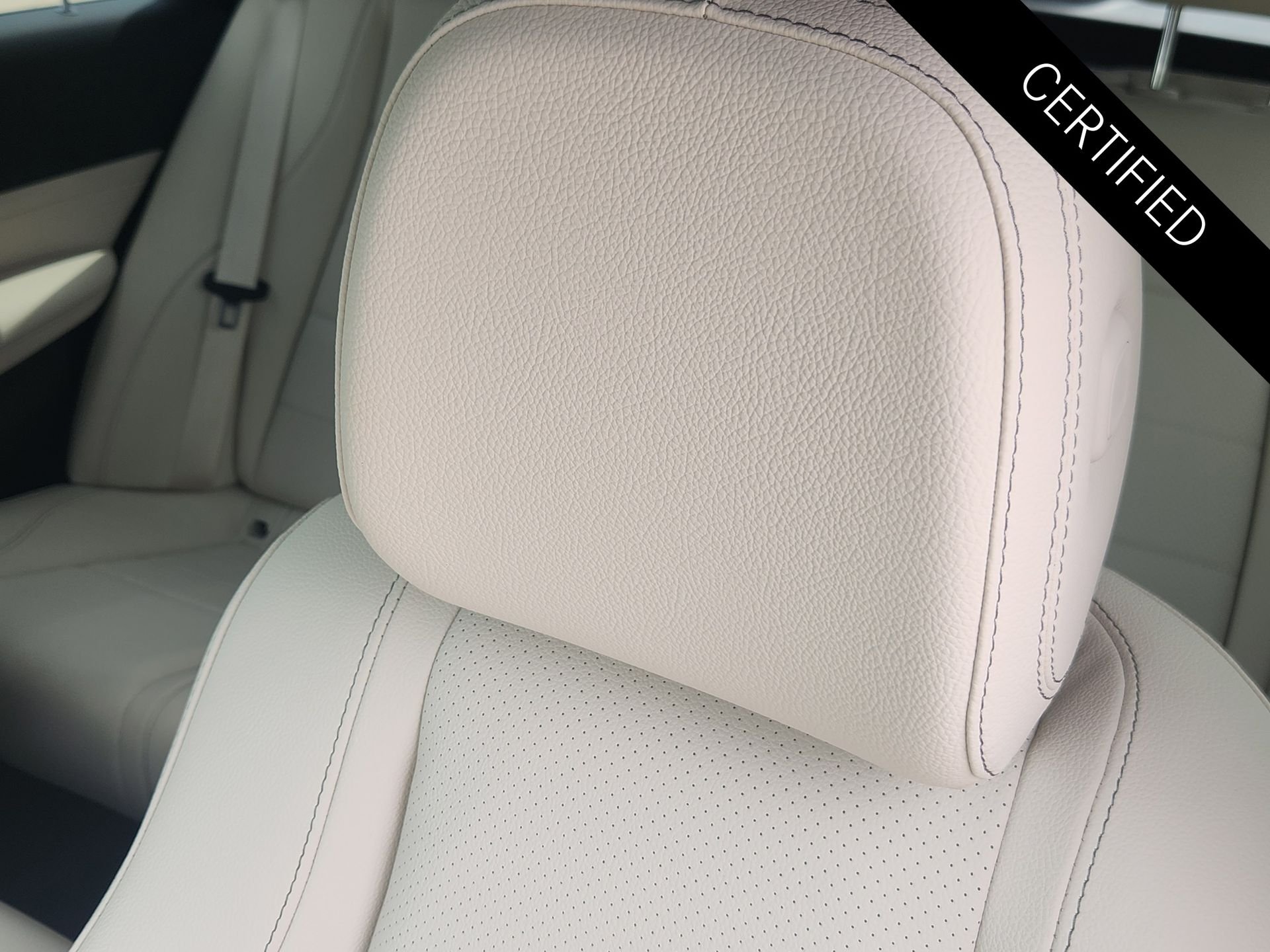 Certified Used 2026 Polar White Mercedes-Benz GLE 350 image 25