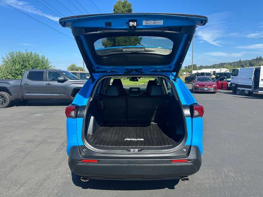 Used 2021 Blue Toyota XLE Premium image 11
