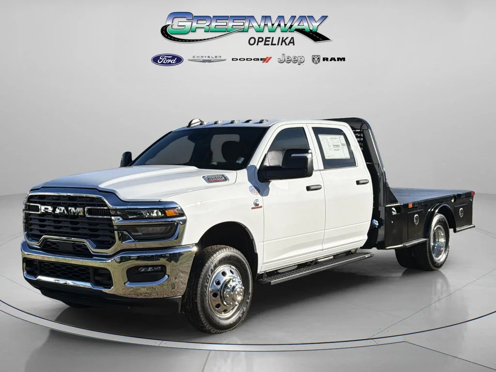 New 2026 Bright White Clear-Coat Exterior Paint RAM Tradesman image 3