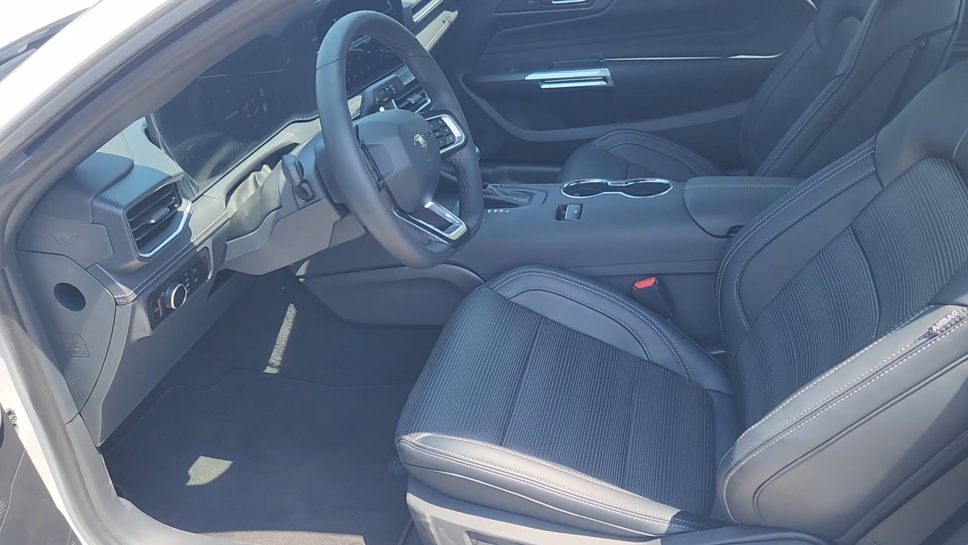 New 2026 Oxford White Ford EcoBoost Premium image 18