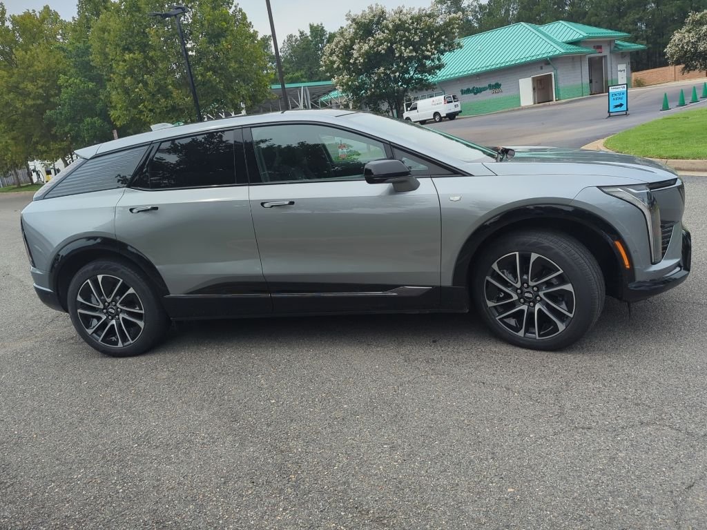 Certified 2025 Cadillac OPTIQ Sport 2 with VIN 3GYK3GMR3SS141698 for sale in Richmond, VA