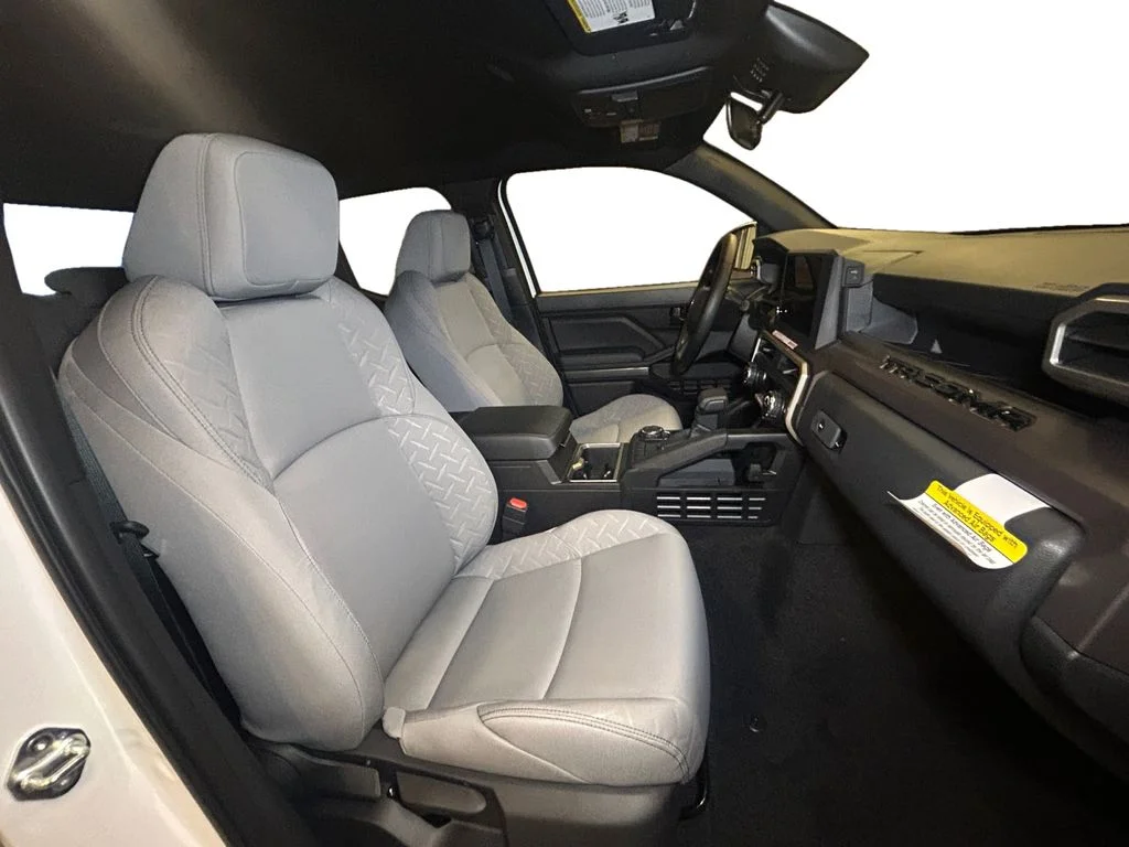New 2026 Ice Cap Toyota SR5 image 15