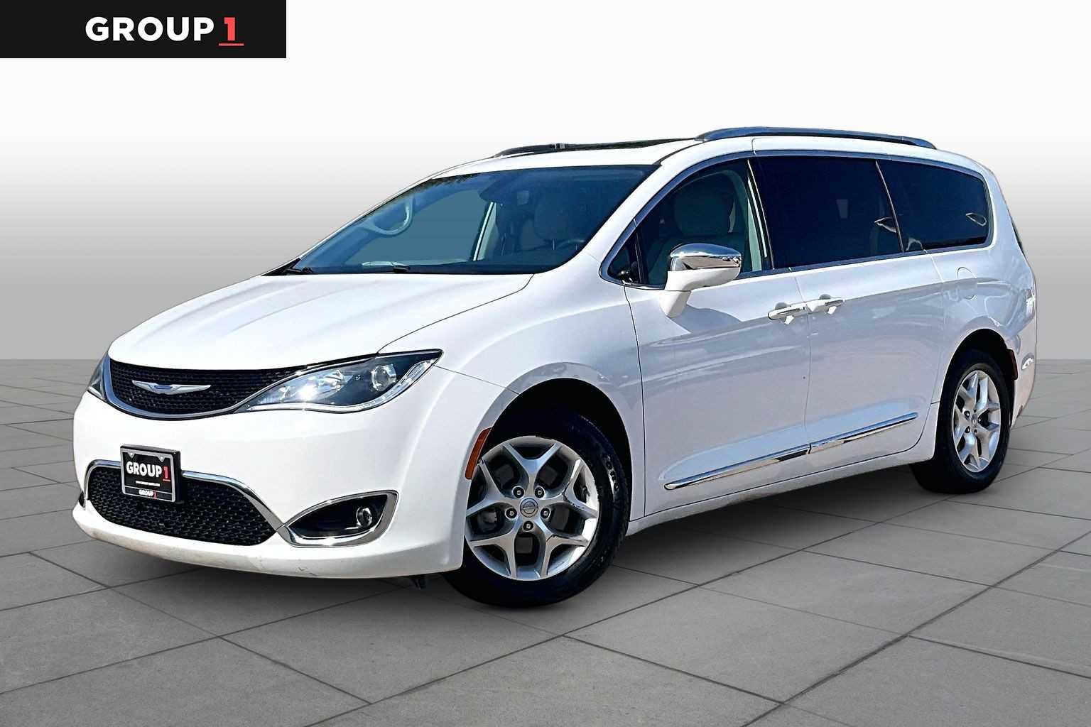 Pre-Owned 2020 Chrysler Pacifica Limited